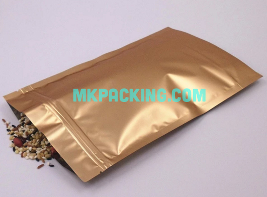 ถุงฟอยด์ทองทึบ ซิปล็อค ตั้งได้ ขนาด 12x20+4cm