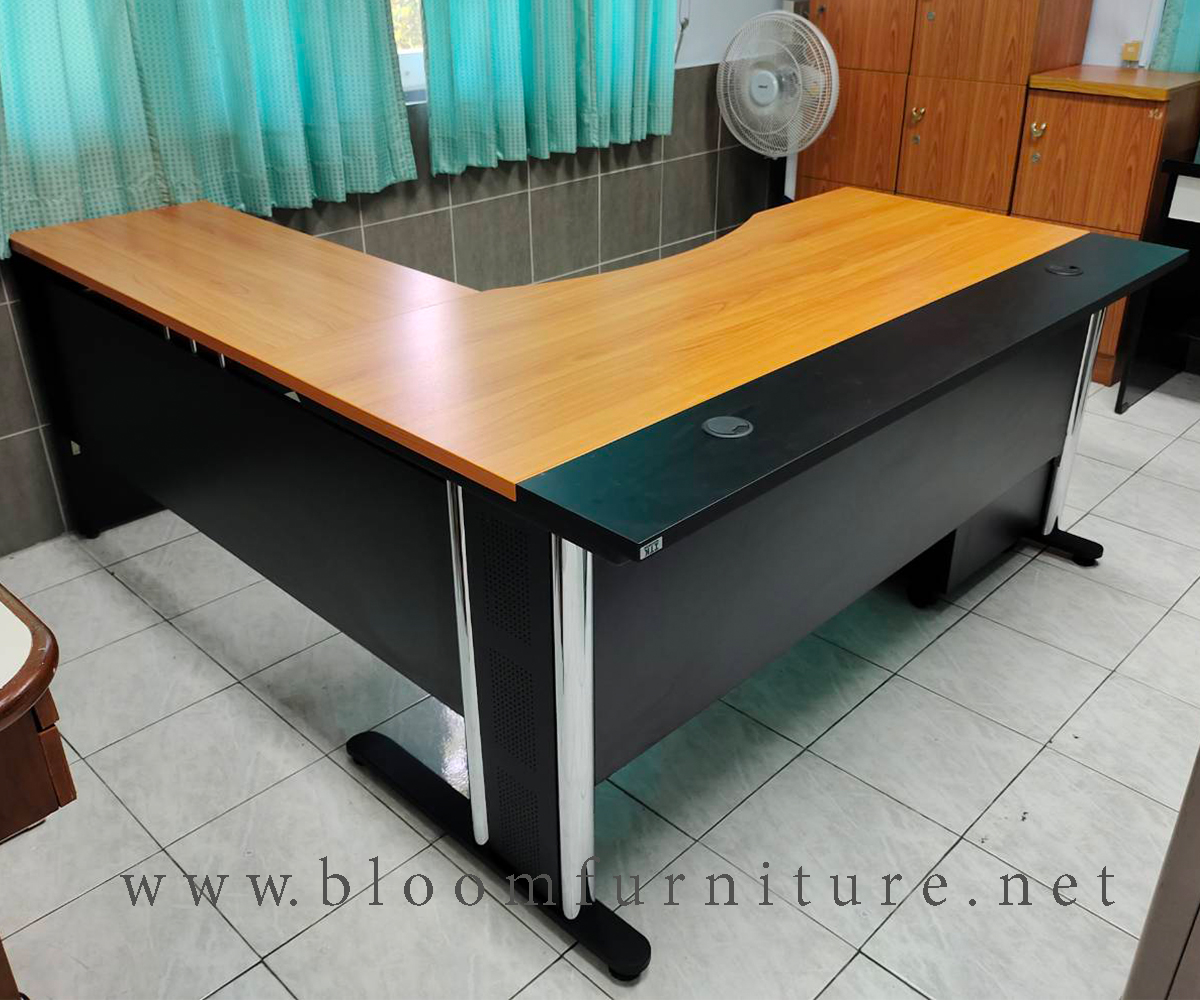 โต๊ะทำงานผู้บริหารตัวแอล รุ่น MAJOR ขนาด 160x180x75 ซม.