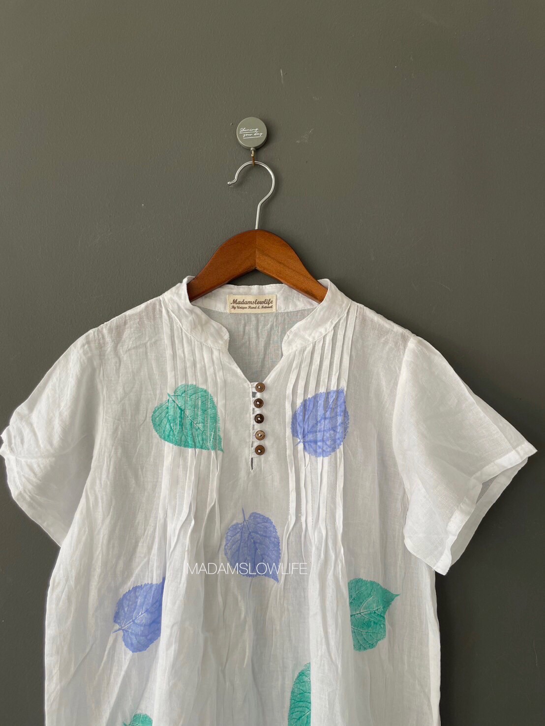 เสื้อคอตตอน Size F อก 36-40 นิ้ว ยาว 27 นิ้ว เนื้อผ้าคอตตอนพรีเมียม พิมพ์ลายใบไม้ด้วยสีปลอดสารพิษ