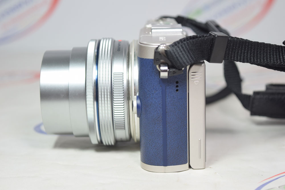 ขาย กล้อง Olympus Pen E-PL9 พร้อมเลนส์ 14-42 สีน้ำเงิน สภาพนางฟ้า ใช้น้อย อปก.ครบ