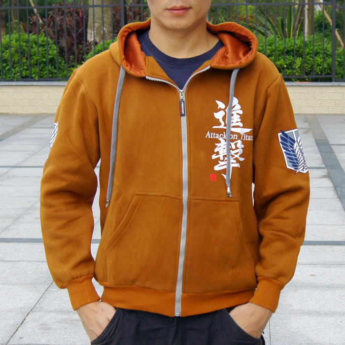เสื้อฮู้ดกันหนาว Attack on Titan สีน้ำตาล / ดำ / เขียว