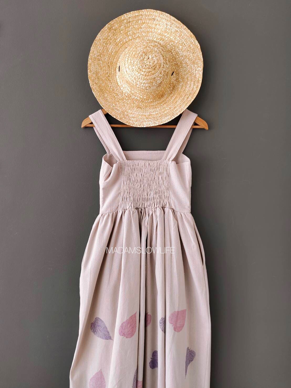 ชุดเดรส size F อก 34-40 นิ้ว ยาว 45 นิ้ว เนื้อผ้าคอตตอน ชุดเดรสสีชมพู ,สีขาว off-white