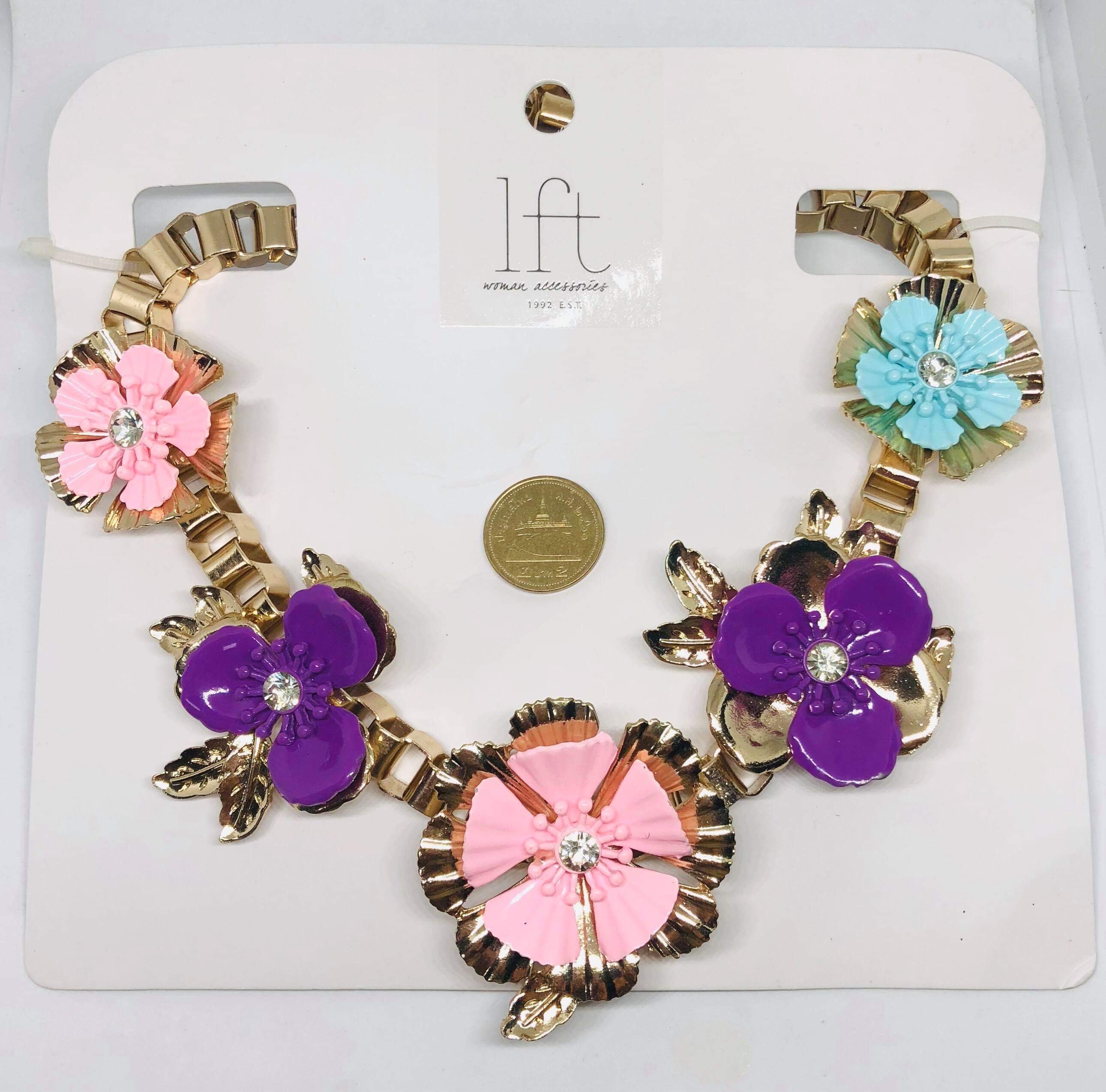 Lefties Golden Necklace With Flowers