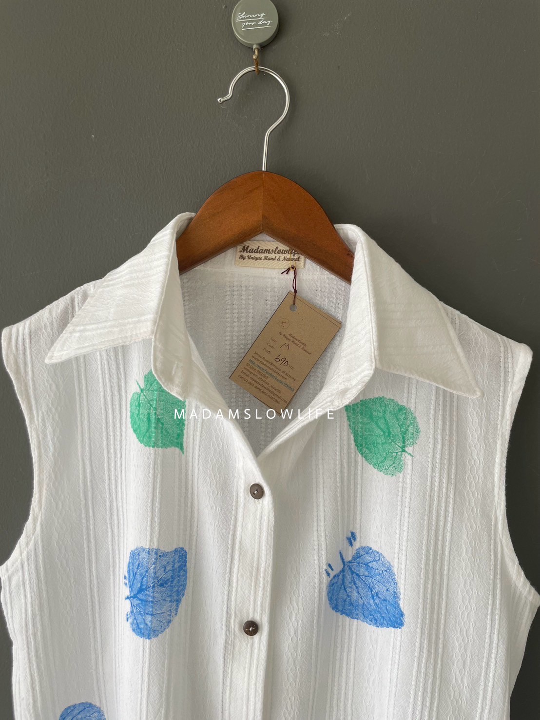 เสื้อแขนกุดผู้หญิง Size: M L XL พิมพ์ใบไม้ด้วยสีปลอดสารพิษ