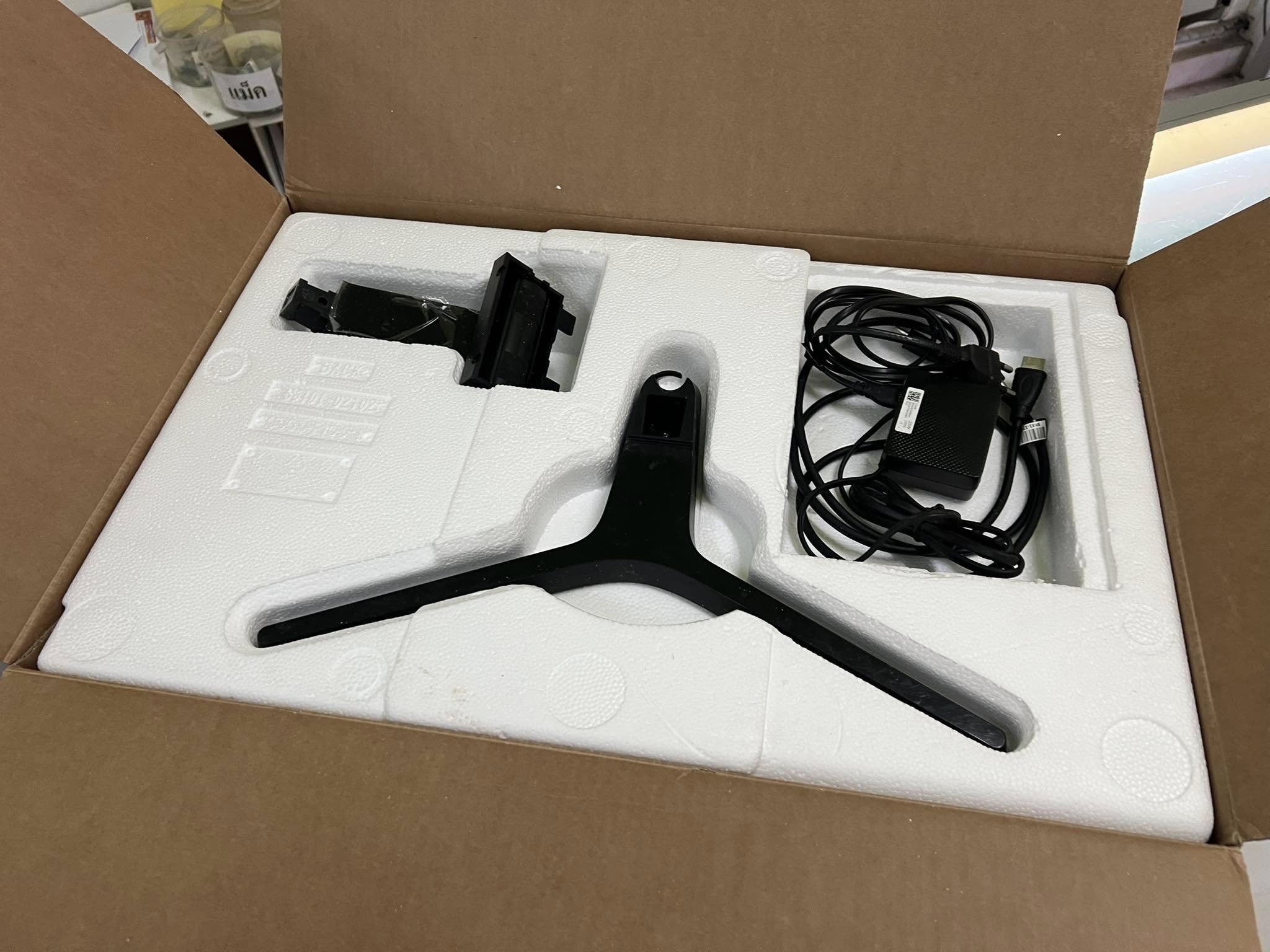 ขาย จอคอม Samsung LS24 24 นิ้ว IPS 75Hz สภาพสวย ขอบจอบางเฉียบ ครบกล่อง