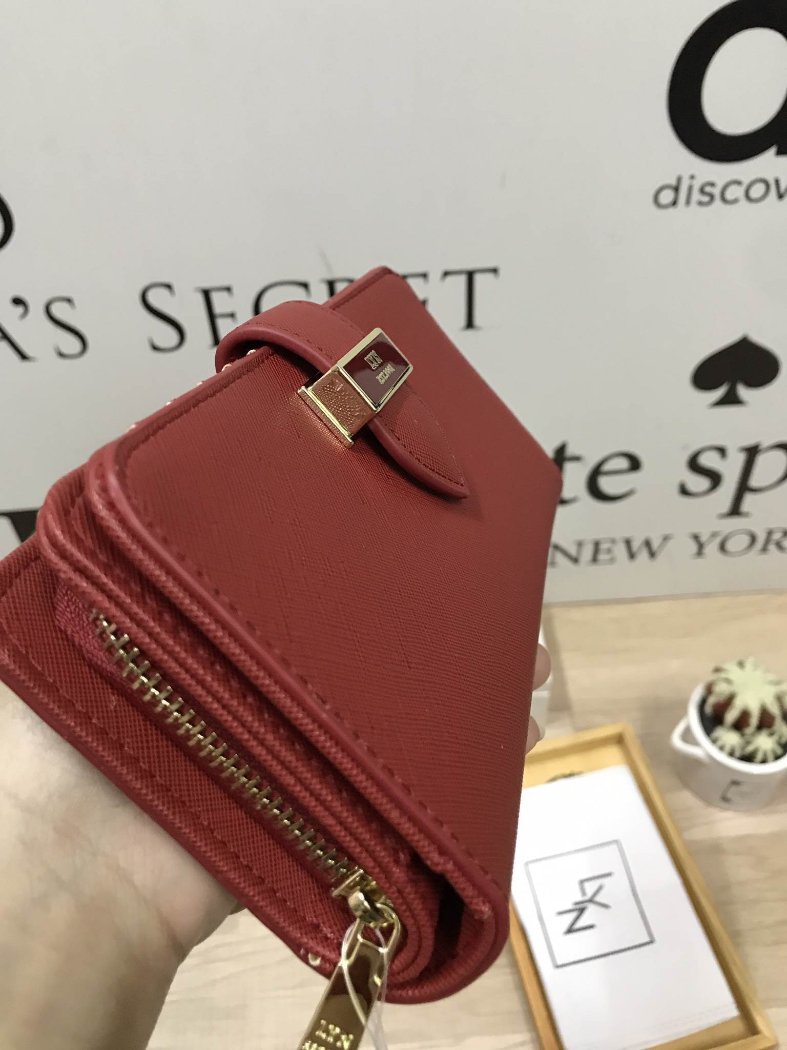 LYN JACKLE Long Wallet