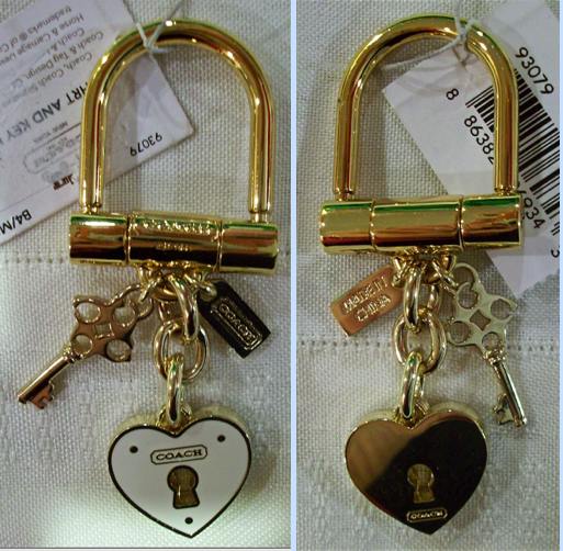 Coach พวงกุญแจพรีเมี่ยมนิตยสาร