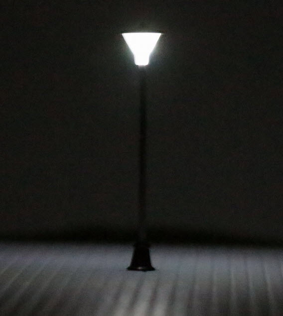 เสาไฟโลหะโคมเดี่ยว 3V สูง 7 ซ.ม. / ชุด 5 ต้น (มี resistor)