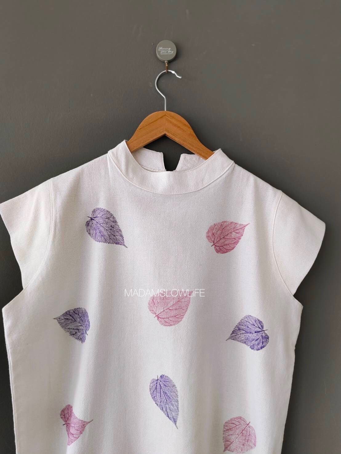 เสื้อผู้หญิง Size F อก 38-42 นิ้ว ยาว 22 นิ้ว พิมพ์ใบไม้ด้วยสีปลอดสารพิษ