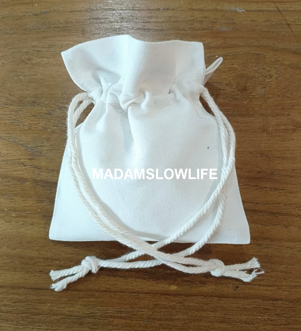 (รับผลิตออเดอร์) กระเป๋าผ้า Eco-bag ขนาด W 13 cm* H 11 cm พื้นที่ปากกระเป๋า H 4 cm