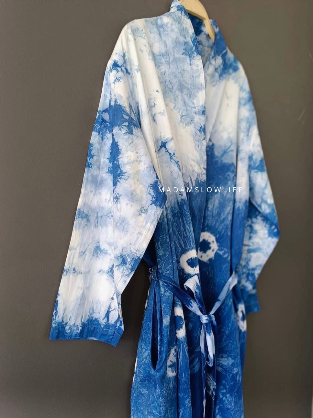 เสื้อคลุม ตัวยาว Over Coat Long เนื้อผ้าคอตตอน Cotton 100% เนื้อผ้านิ่ม Soft touch