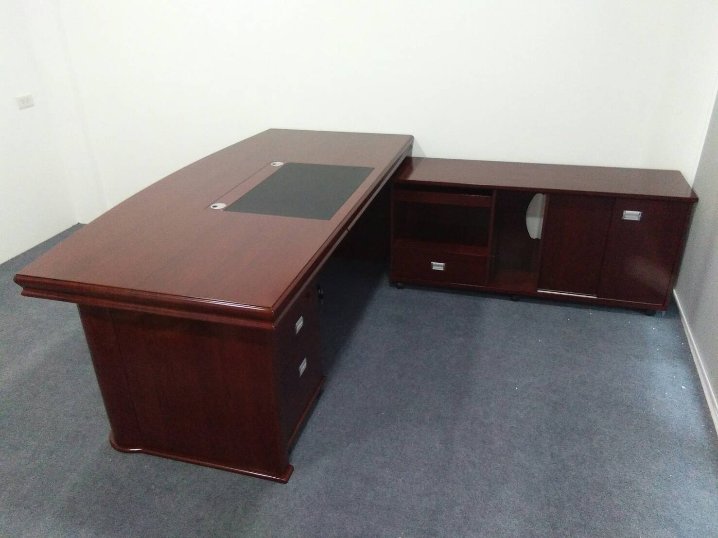 โต๊ะทำงานผู้บริหาร 2.00 เมตร (FRANC)