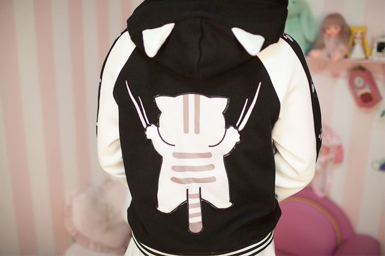 เสื้อกันหนาว Neko Atsume