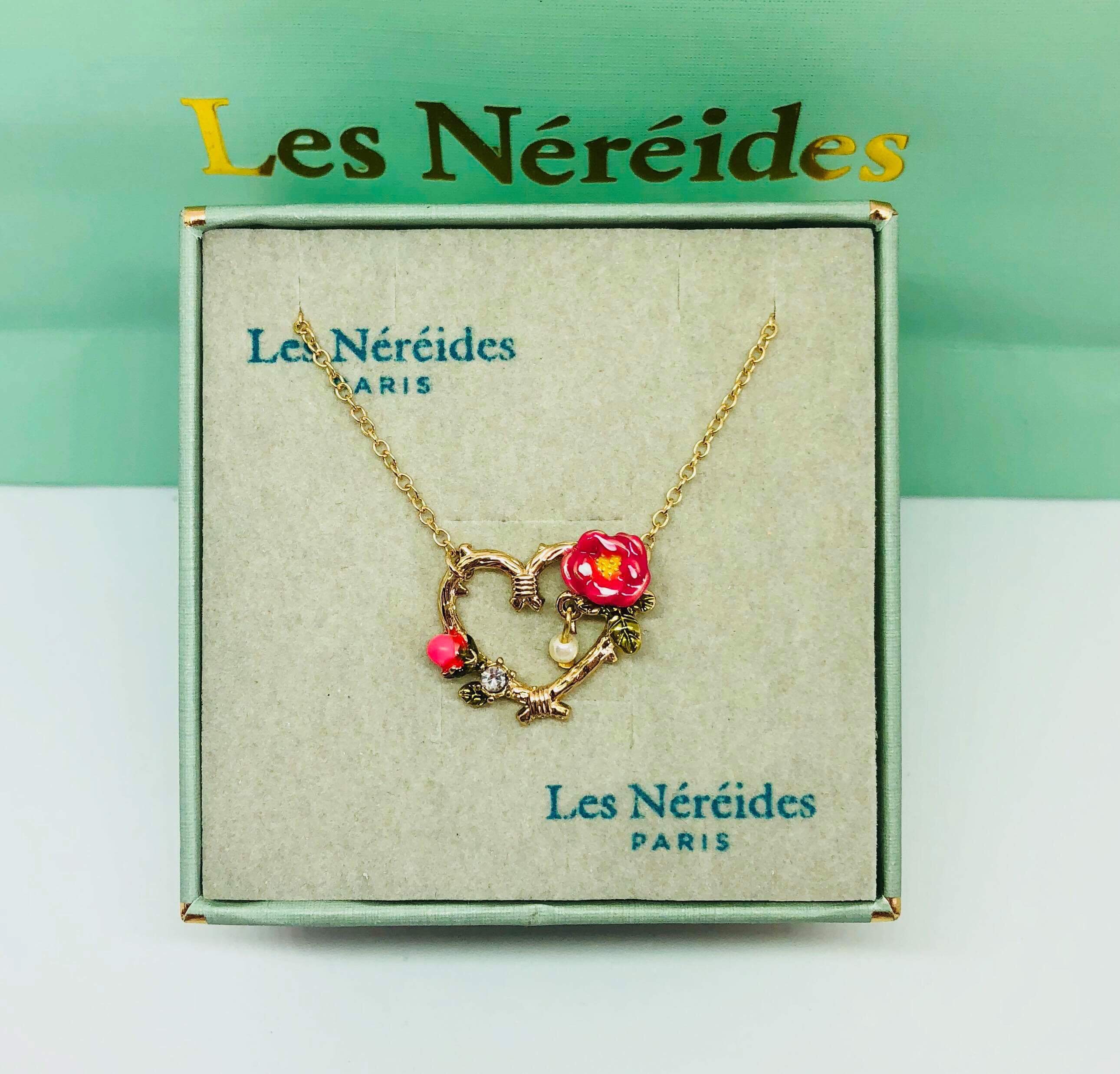 Les Nereides Necklace