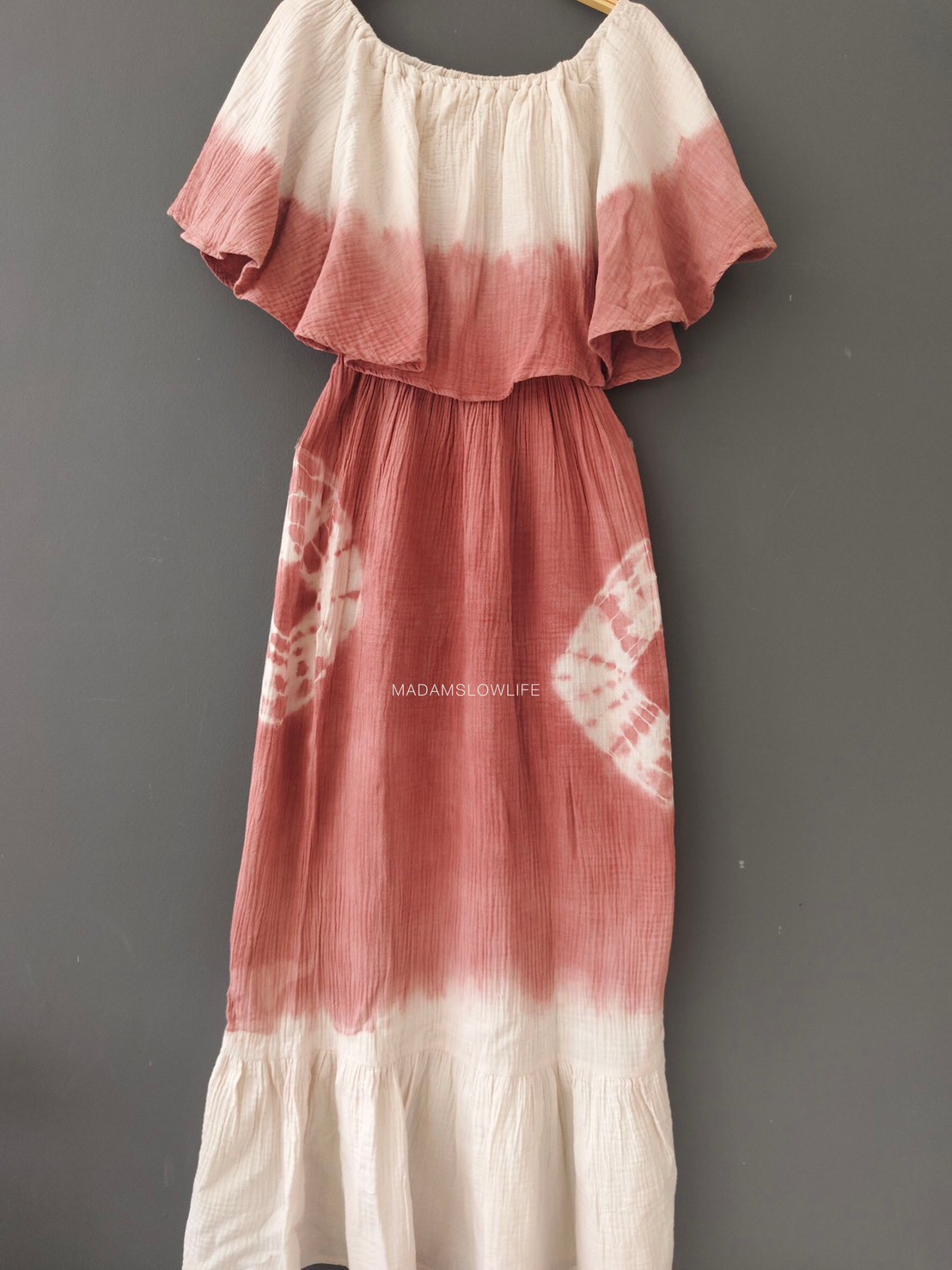 ชุดเดรสทรงคุณหนูให้ลุคน่ารัก มัดย้อมสีโอรส Size: F