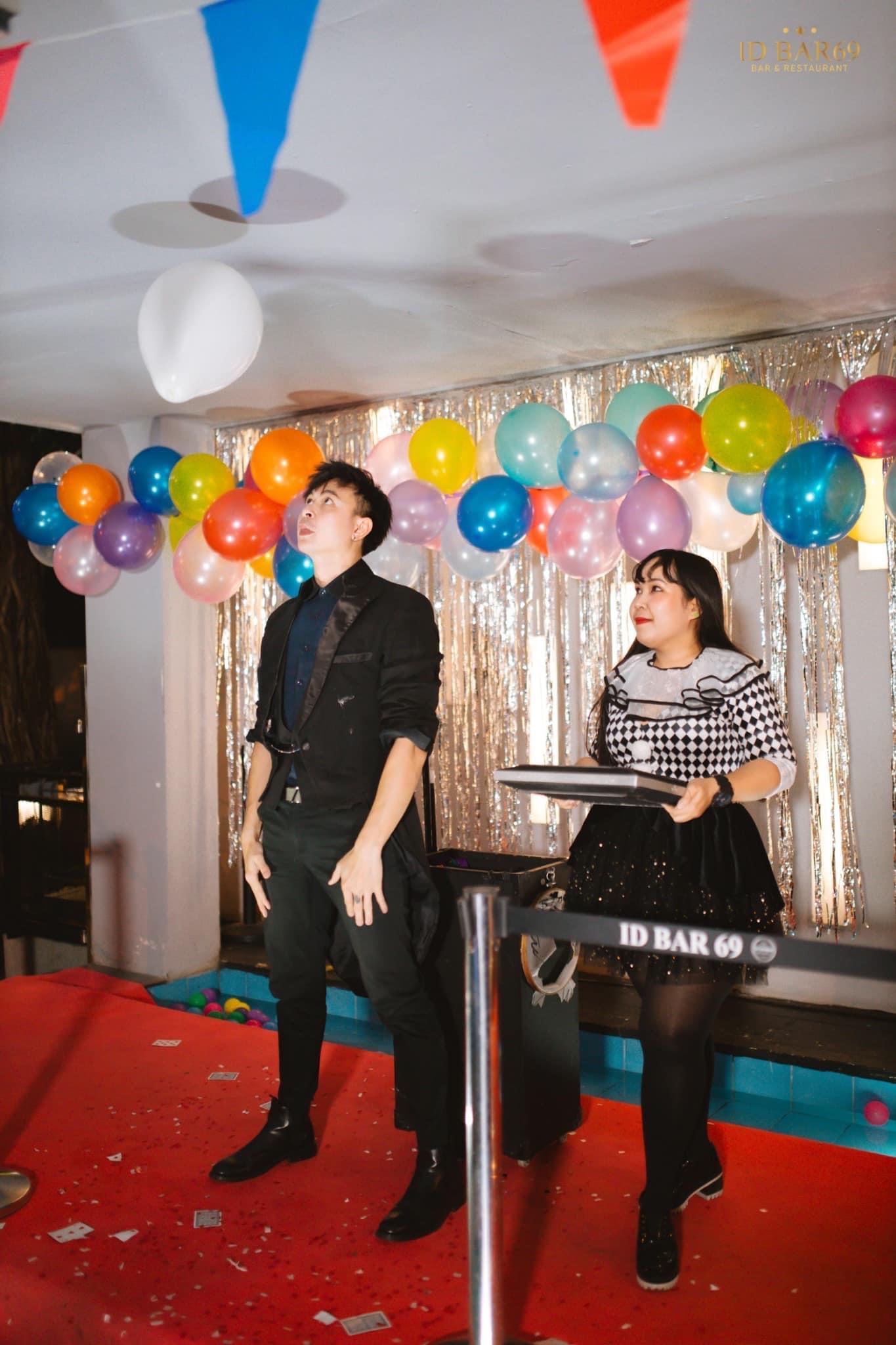 มายากลหล่อเท่ห์ มายากลใส่สูท