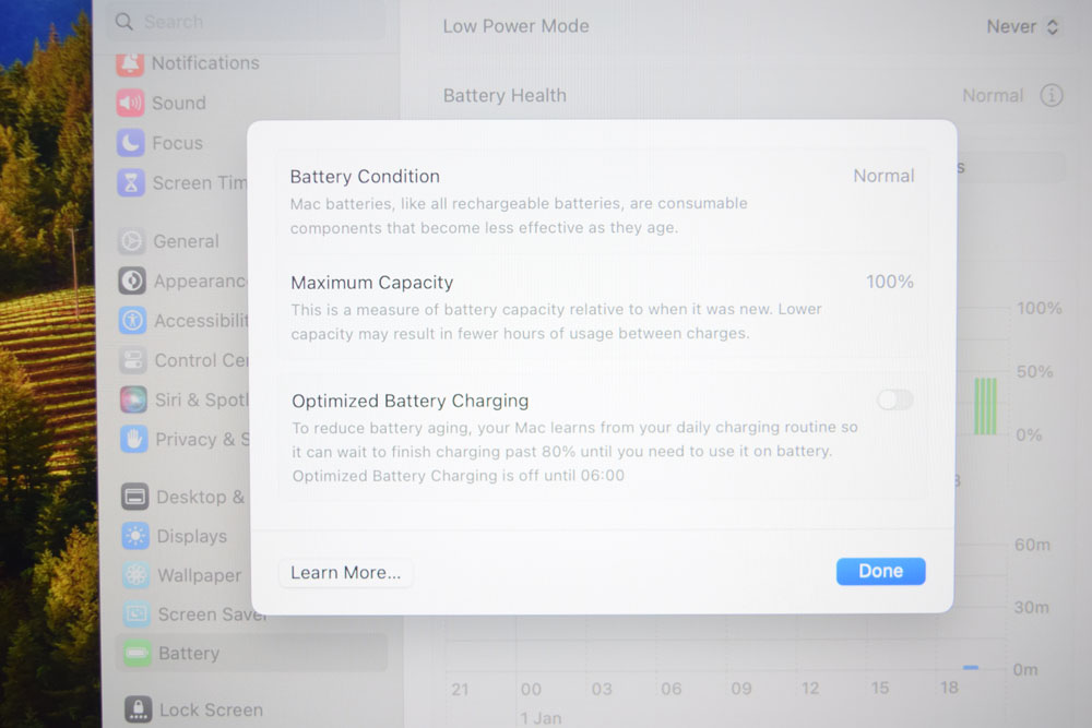 เหมือนใหม่ ! MacBook Air M2 (13-inch 2022) Silver สุขภาพแบต 100% ประกัน AppleCare+ ถึงปี 70