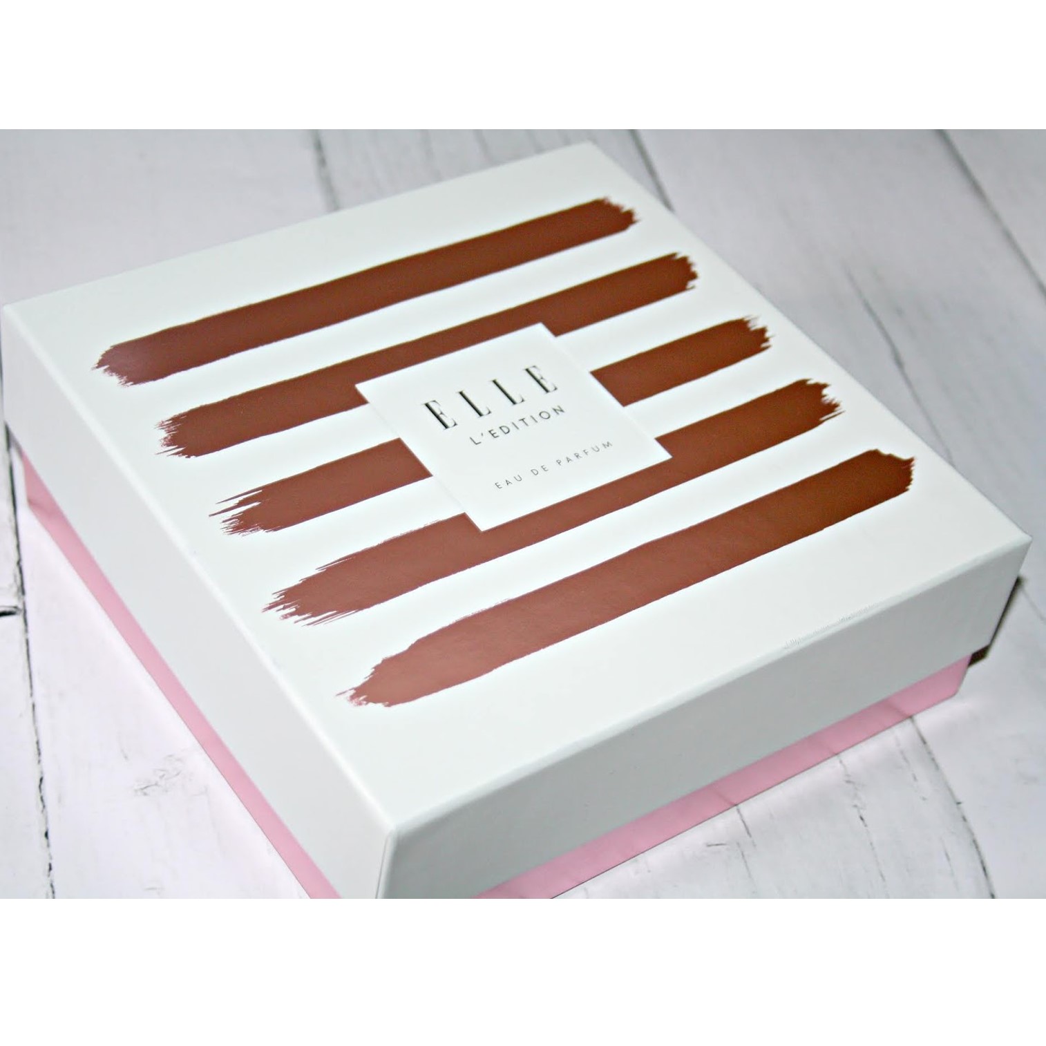 Elle L'Edition EDP 100ml+Body Lotion 100ml Gift Set Special Edition เซ็ตน้ำหอมลิขสิทธิ์แท้สำหรับผู้หญิงกลิ่นใหม่ล่าสุดรุ่นพิเศษจากELLE