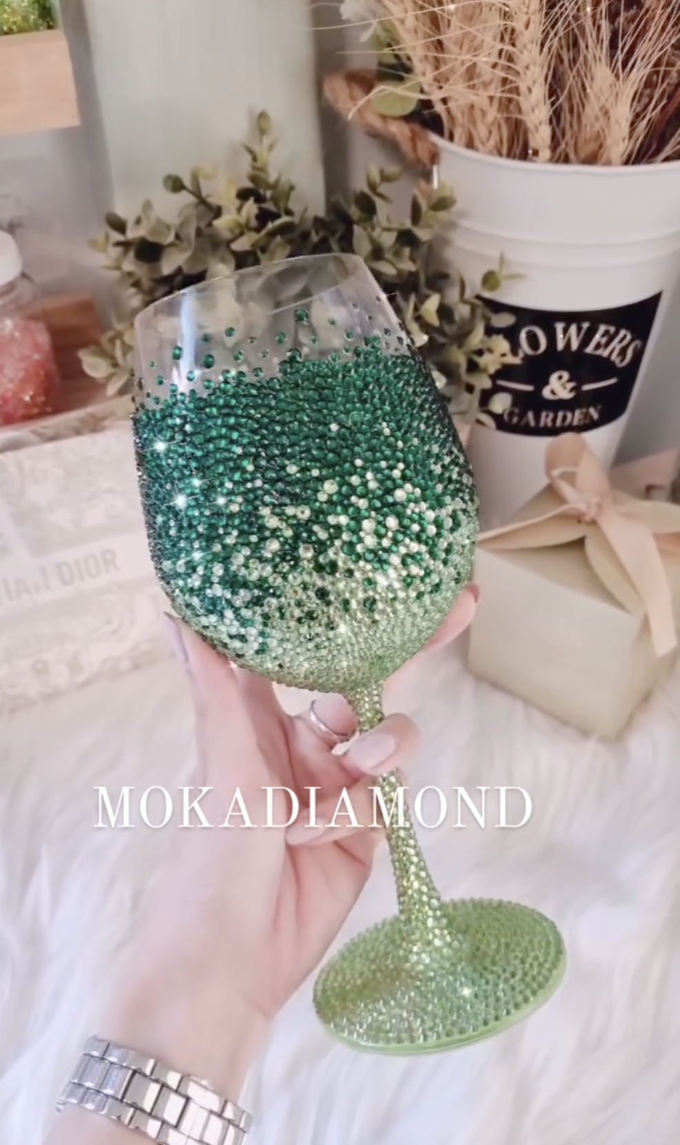 แก้วไวน์ติดเพช สี 2Tone (งานสั่งทำ)