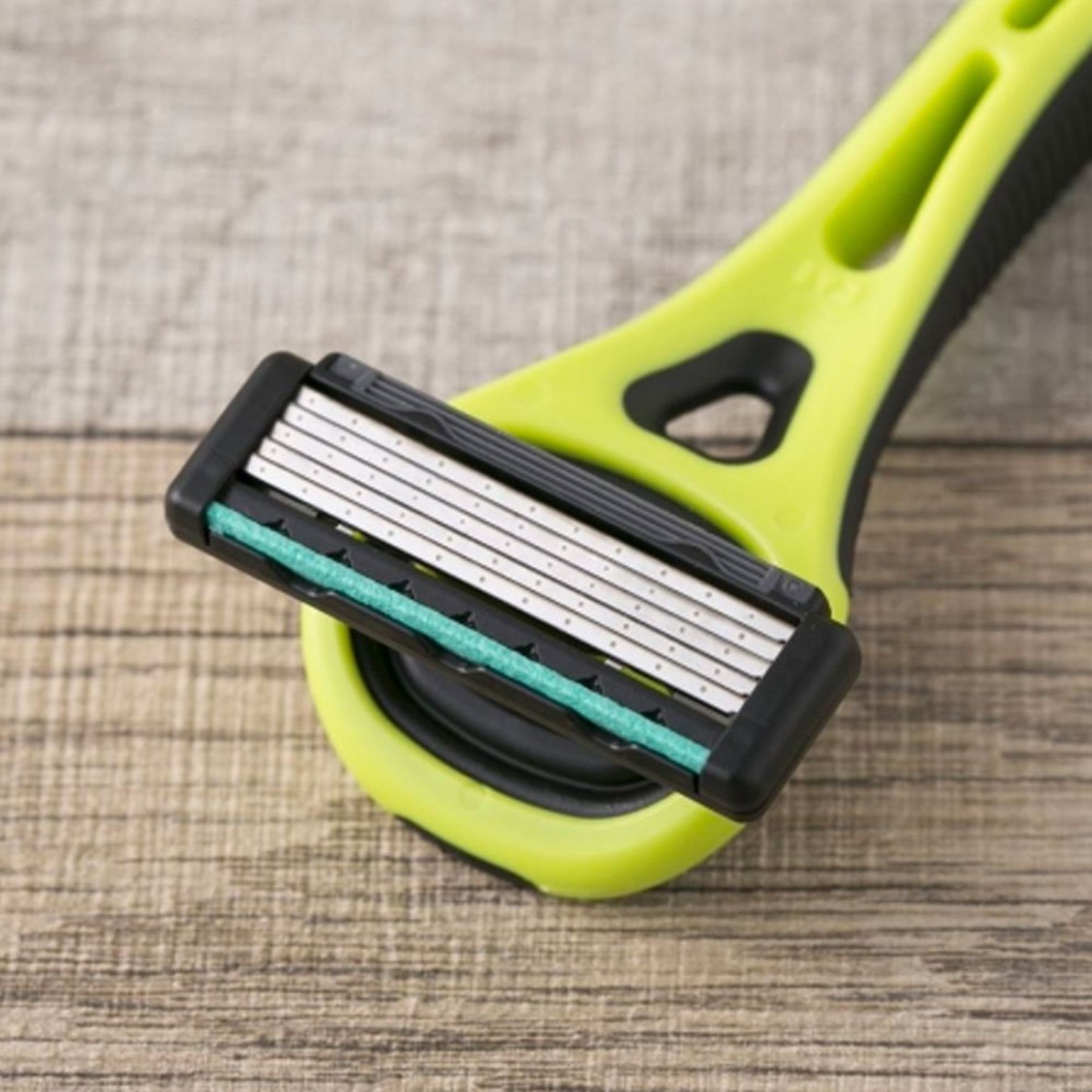 KAI Xfit Disposable 5 Blade Shaving Safety Razor Slim Holder with 4 Refills Made in Japan ชุดมีดโกนหนวดรุ่นพิเศษของแท้จากญี่ปุ่นพร้อมส่ง