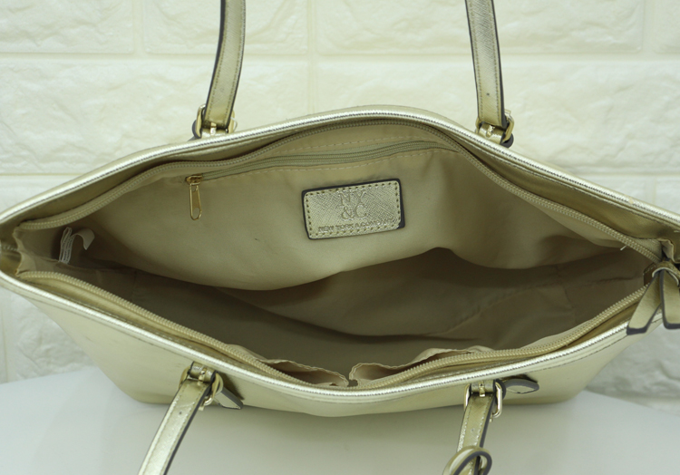 New York & Company Union Square Collection Tote Bag