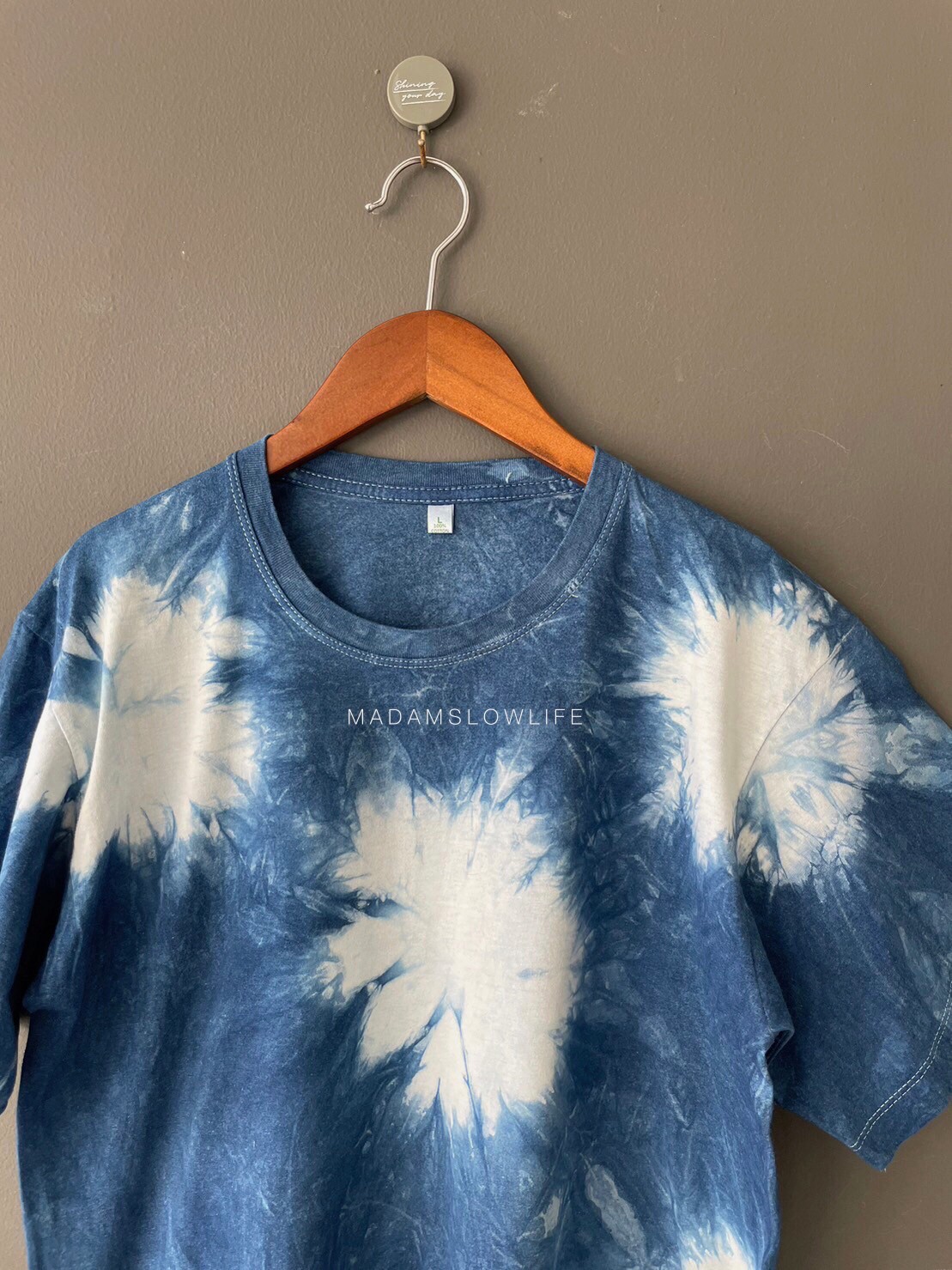 เสื้อยืด Size:L เนื้อผ้าคอตตอนพรีเมียม ย้อมสีครามธรรมชาติ