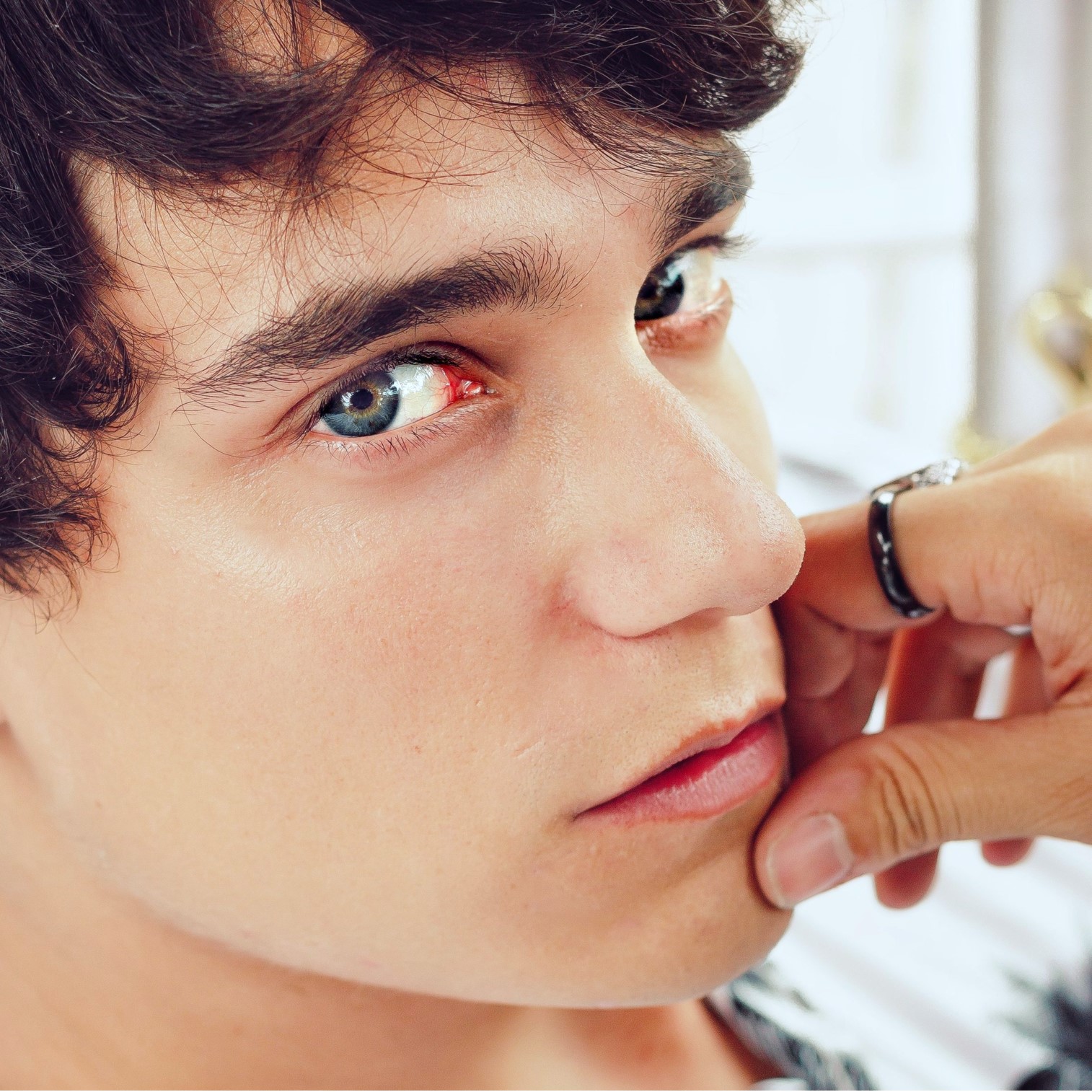 Cindynal Men’s Moisturizing lip Balm ลิปบาล์มบำรุงเพิ่มความชุ่มชื้นให้ริมฝีปากสำหรับผู้ชายสูตรพิเศษ