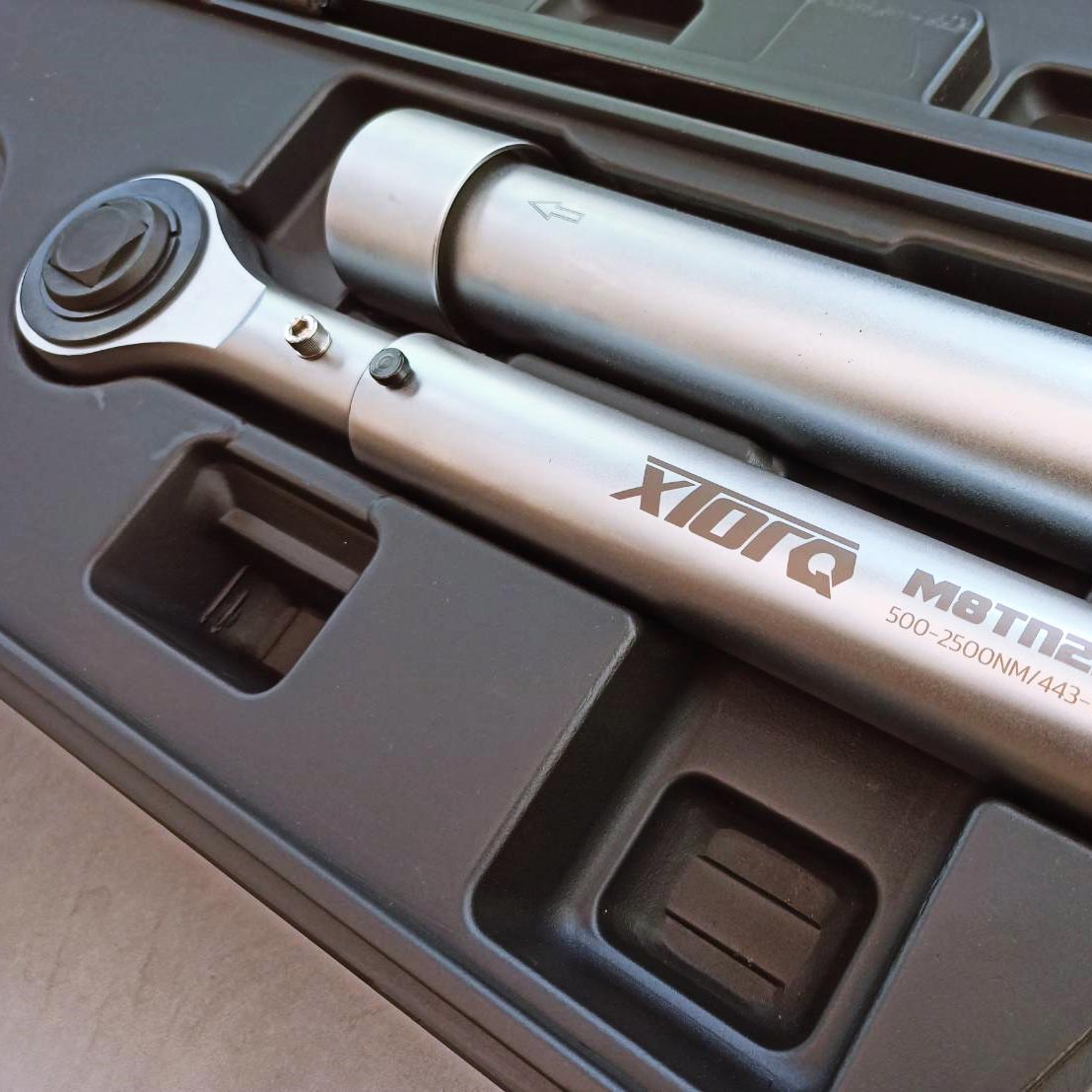 ประแจปอนด์ 1" 500-2500NM XTORQ M8TN2500