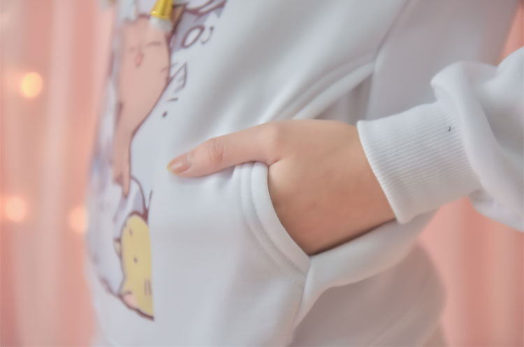 เสื้อกันหนาว ลาย Neko Atsume