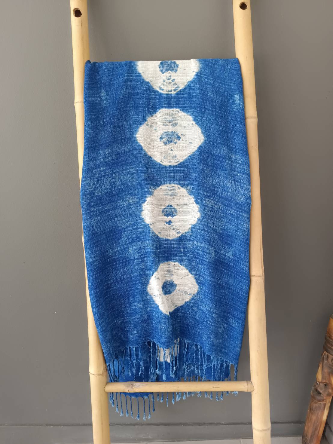 ผ้าพันคอ Non-toxic tie-dyed Thai silk scarf Size:65cm.*160cm.