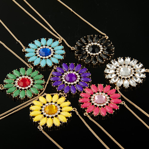 KATE SPADE Flower Necklace