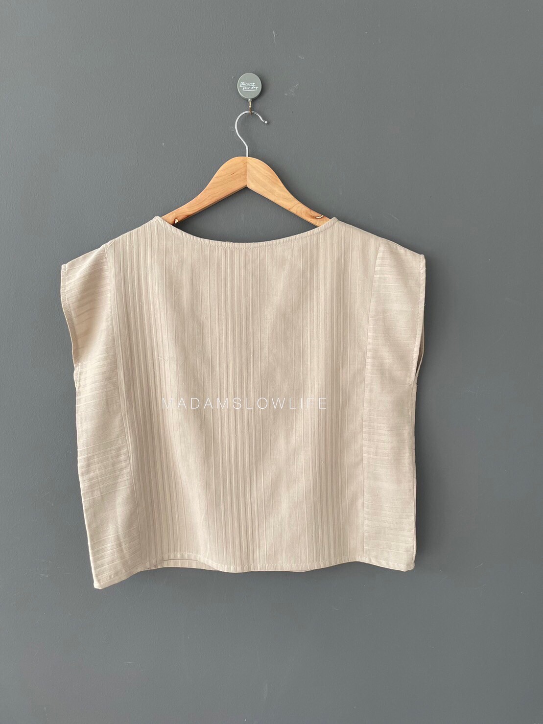 เสื้อผู้หญิง Size :S Size :L งานพิมพ์มือจากบล็อคไม้โดยใช้สีปลอดสารพิษ