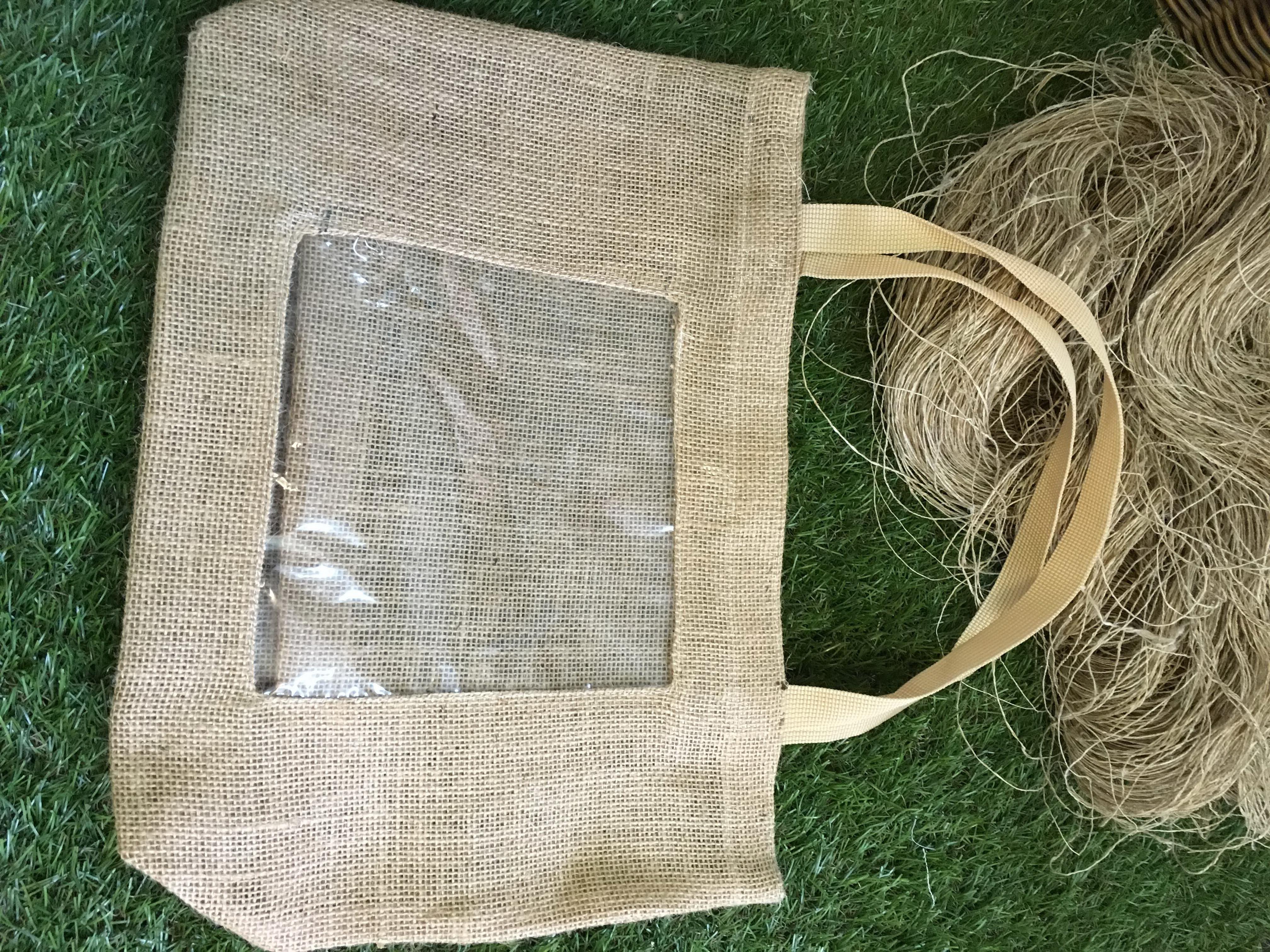 กระเป๋าผ้ากระสอบเจาะหน้าใส Eco Bag Show front B