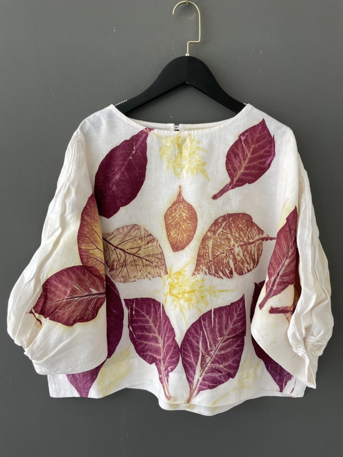 เสื้อคอกลม พิมพ์ใบไม้ธรรมชาติ ผ้าลินินแท้ Unique Eco Print Blouse