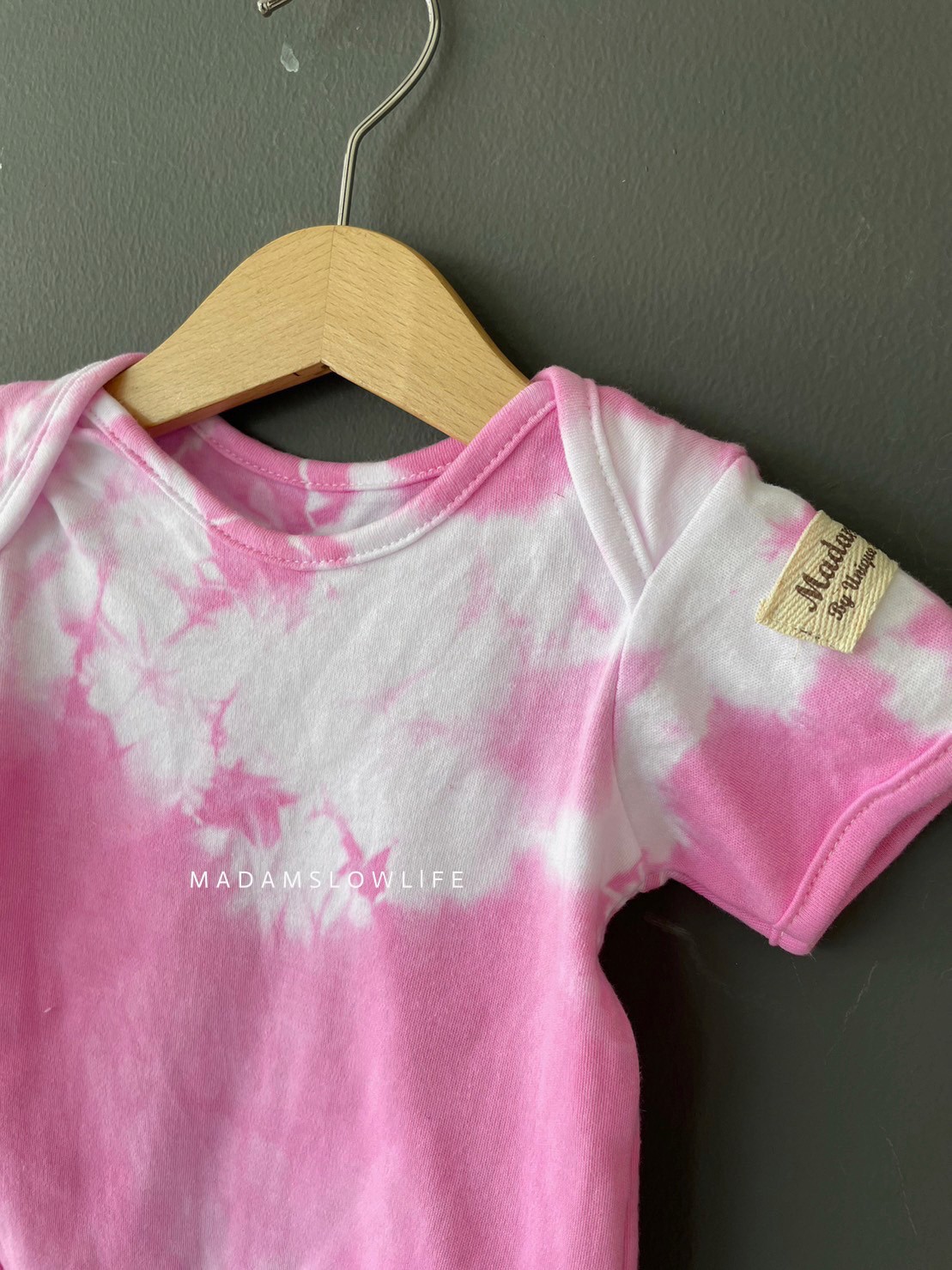 คอลเลคชั่นสีชมพูนม ตรีมครอบครัว