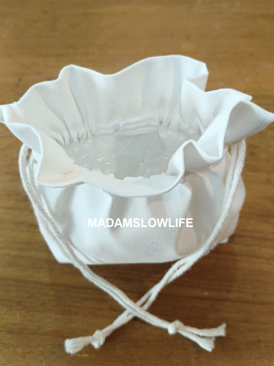 (รับผลิตออเดอร์) กระเป๋าผ้า Eco-bag ขนาด W 20 cm* H 15 cm * D 5.5 cm พื้นที่ปากกระเป๋า H 4 cm