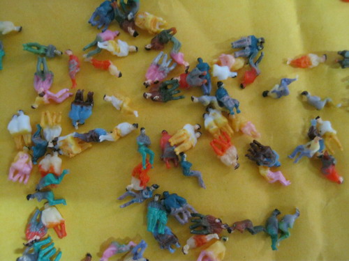 คน สเกล 1:150 ท่านั่ง คละแบบ / 100 คน