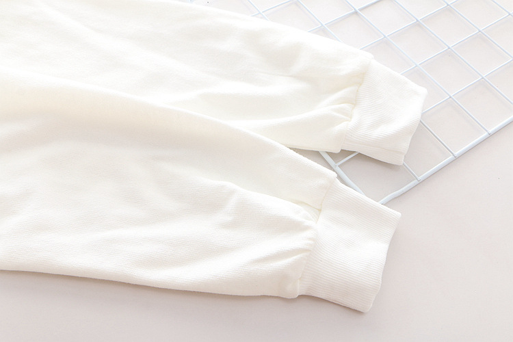 เสื้อแขนยาวจากเกมสุดฮิต เกมเลี้ยงแมว Neko Atsume