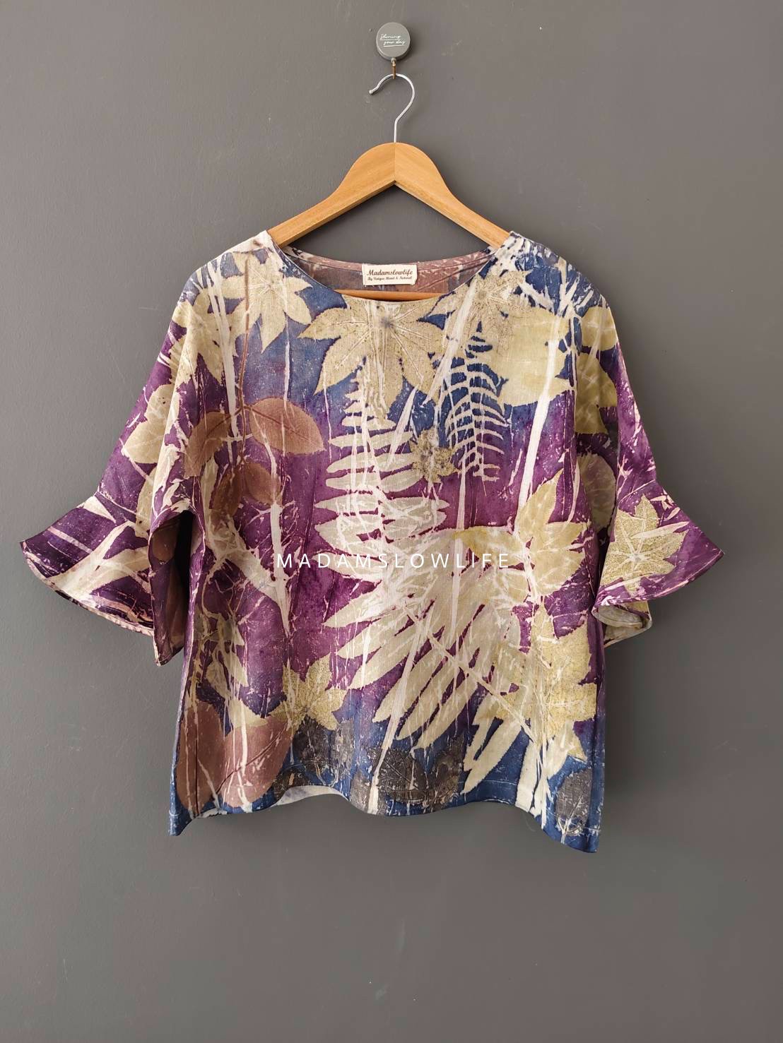เสื้อผ้าลินินแท้ ลวดลายพิมพ์ลายแบบ eco-print อก 44 นิ้ว แขนยาว 14 ยาว 24 นิ้ว