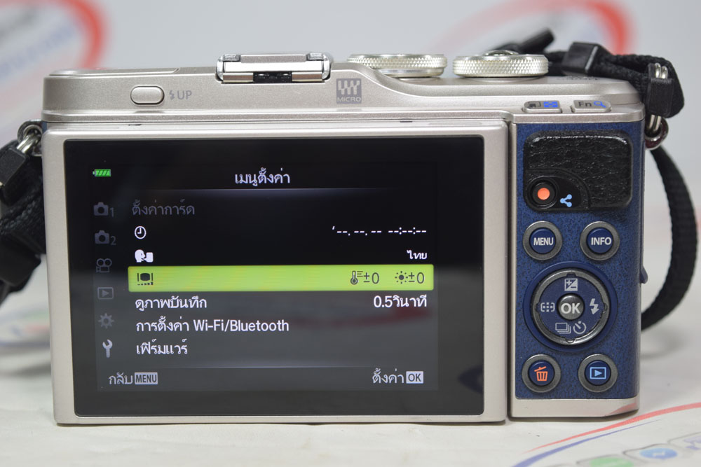 ขาย กล้อง Olympus Pen E-PL9 พร้อมเลนส์ 14-42 สีน้ำเงิน สภาพนางฟ้า ใช้น้อย อปก.ครบ