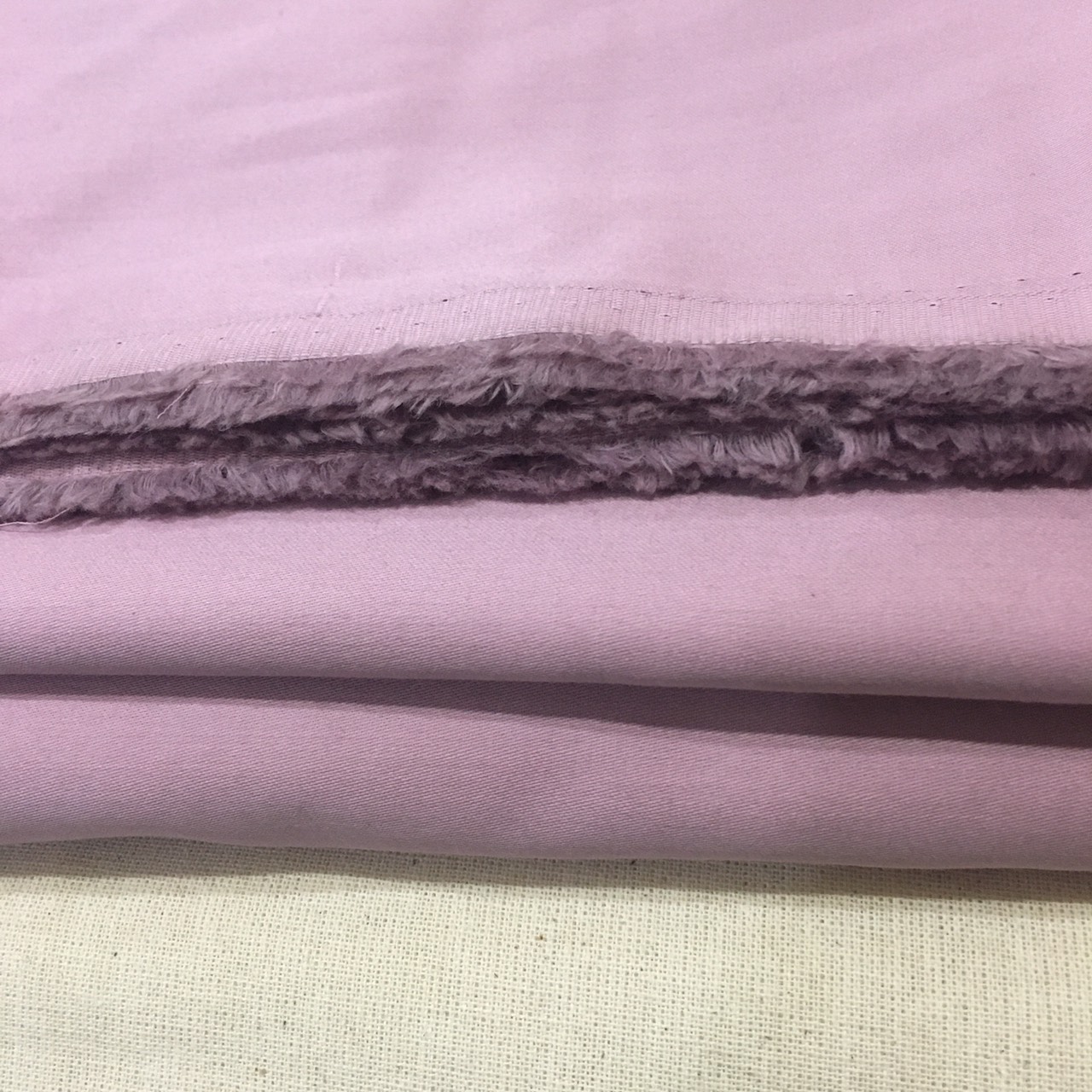 ผ้าCotton satin สีกลีบบัว กว้าง 148cm*90cm