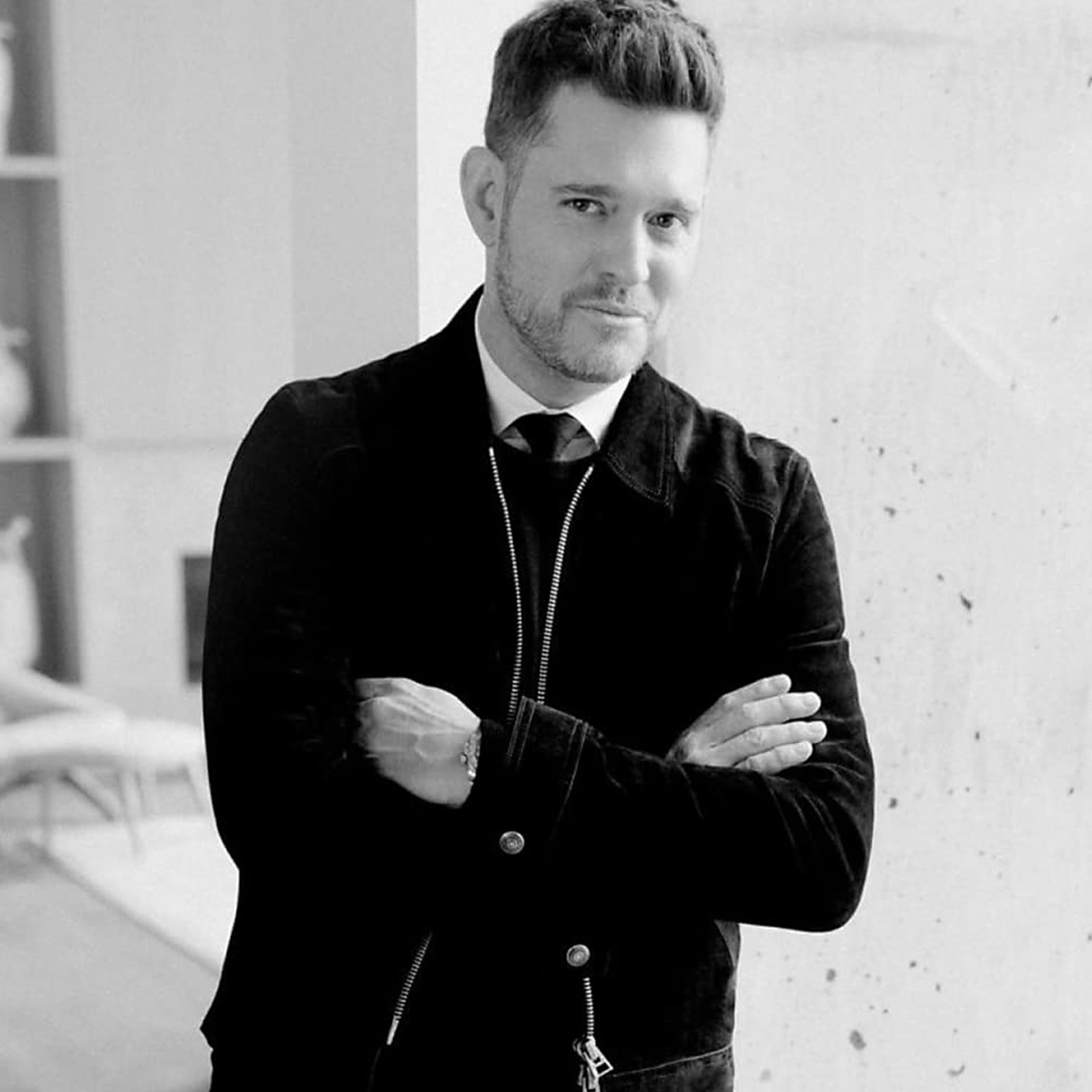 By Invitation Peony Noir from Michael Bublé Eau de Parfum 100ml น้ำหอมผู้หญิงกลิ่นหอมหวานผสานความมั่นใจในแบบสาวเท่ห์สินค้ารับประกันลิขสิทธิ์แท้จากต่างประเทศพร้อมส่ง