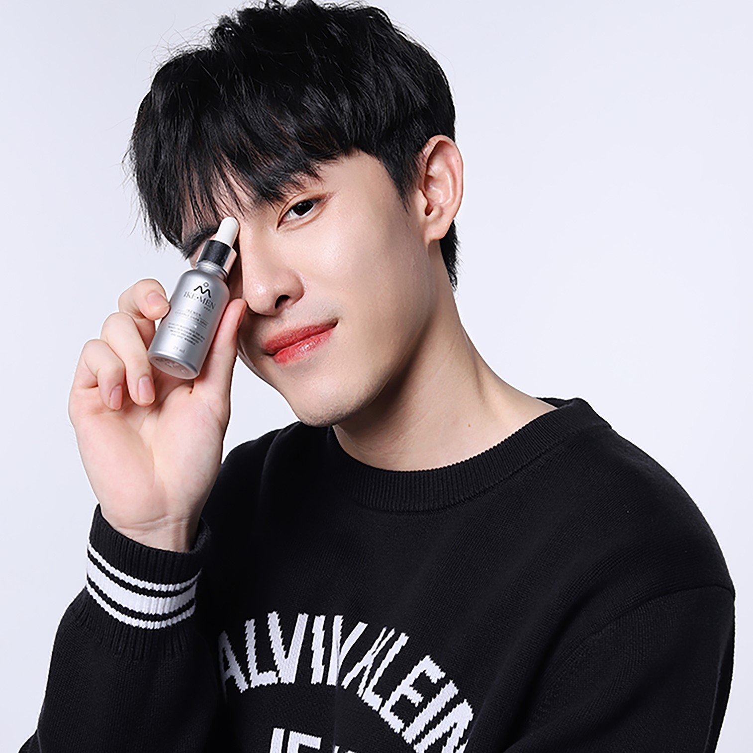 IKEMEN CLEARLY DARK SPOT CBD SERUM 25ML เซรั่มสูตรเข้มข้นพิเศษใหม่ล่าสุดช่วยลดเลือนริ้วรอยจุดด่างดำเพื่อผิวหน้ากระจ่างใสอย่างชัดเจน