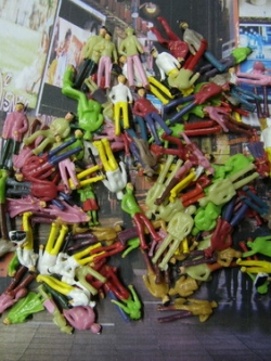 คน สเกล 1:75 คละแบบ / 50 ตัว