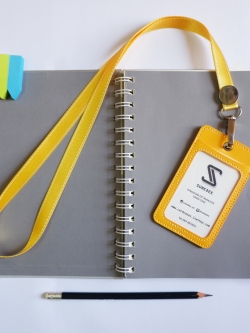 ซองใส่บัตรพนักงาน แบบ slim size สีเหลือง