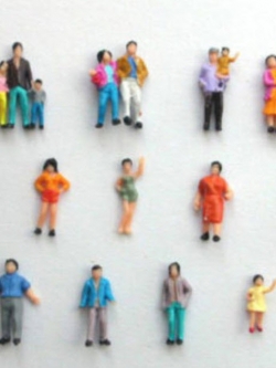 คน สเกล 1:87 คละ 19 แบบ / 25 คน