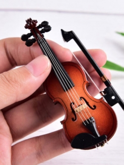ไวโอลิน งานไม้จิ๋ว