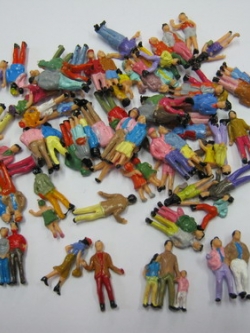 คน สเกล 1:87 คละแบบ / 50 คน