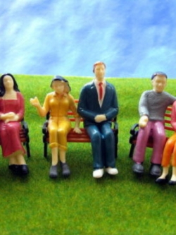 คน นั่ง คละแบบ สเกล 1:22.5 / ชุด 12 ตัว (พรีเมี่ยม)