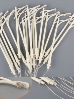 เสาไฟถนน กิ่งเดี่ยว 6V สูง 9.5 ซ.ม. (สเกล 1:100) / 5 ต้น